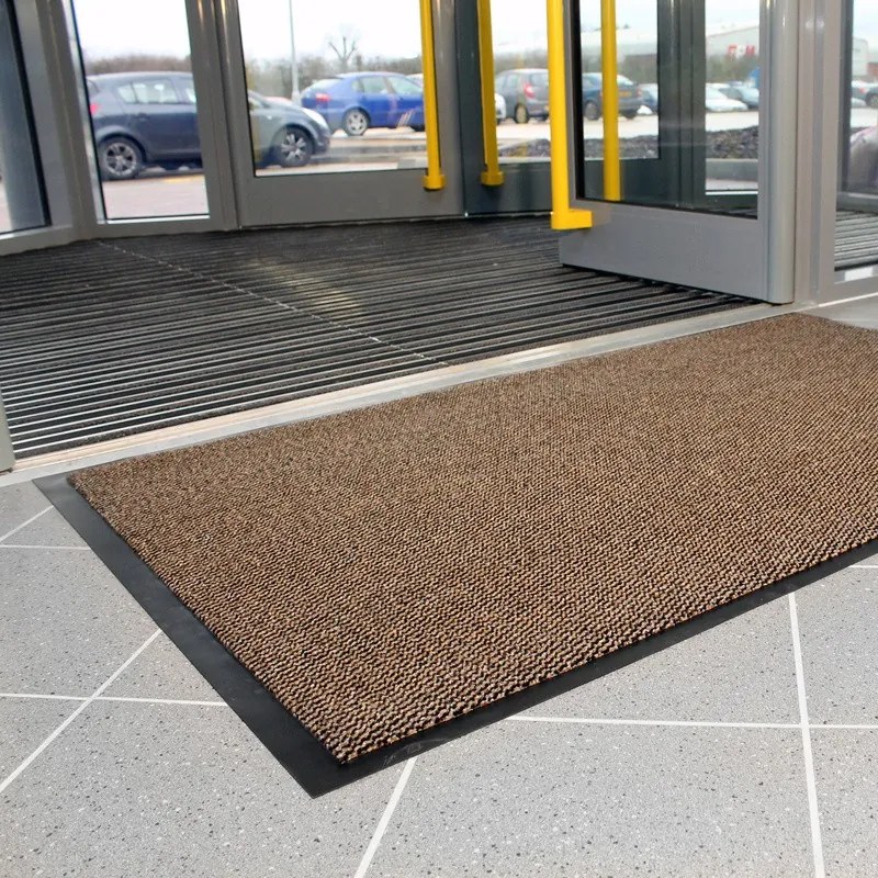 COBA Ekonomická polypropylénová čistiaca rohož, 90 x 150 cm, hnedá