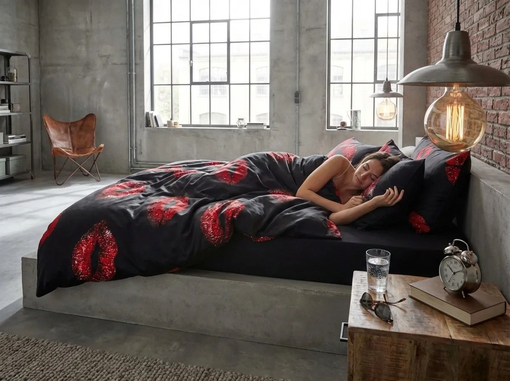 Obliečky z mikrovlákna RED KISS čierne Rozmer obliečky: 70 x 80 cm | 140 x 200 cm