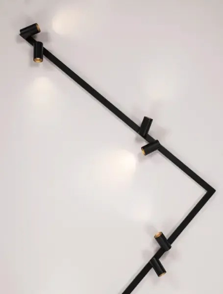 Minimalistické bodové svietidlo Oso 8 Čierna
