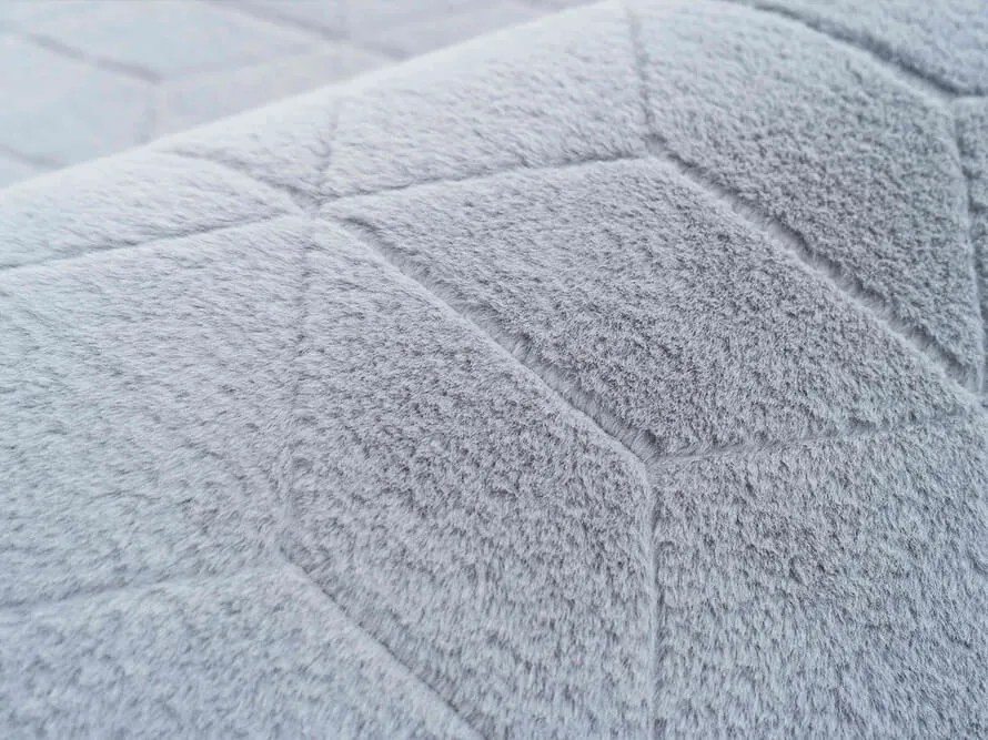 TZ Sivý obdĺžnikový koberec 3D Rabbit Rozmer: 80x150 cm