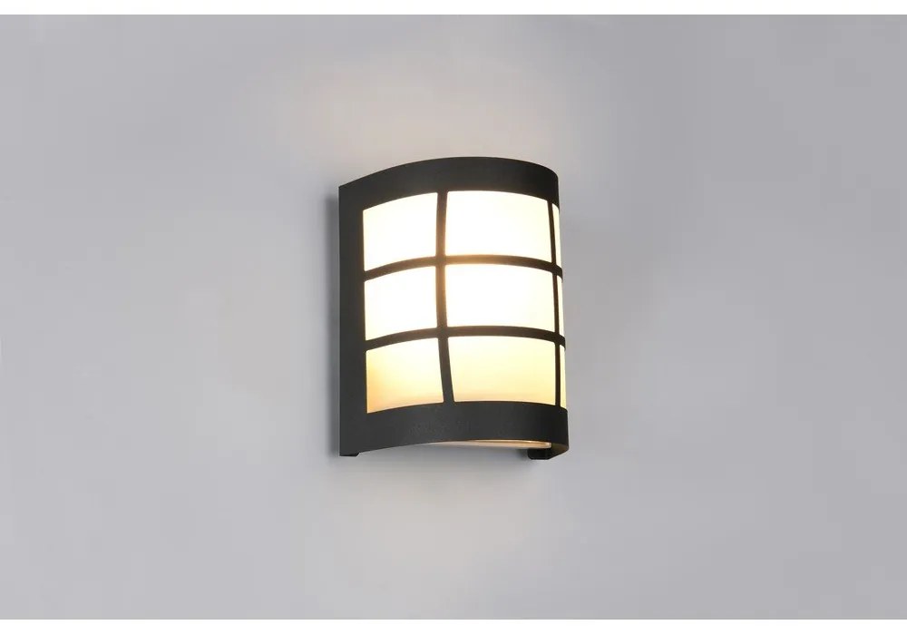 Nástenné vonkajšie svietidlo (výška 16,5 cm) Sintra – Trio