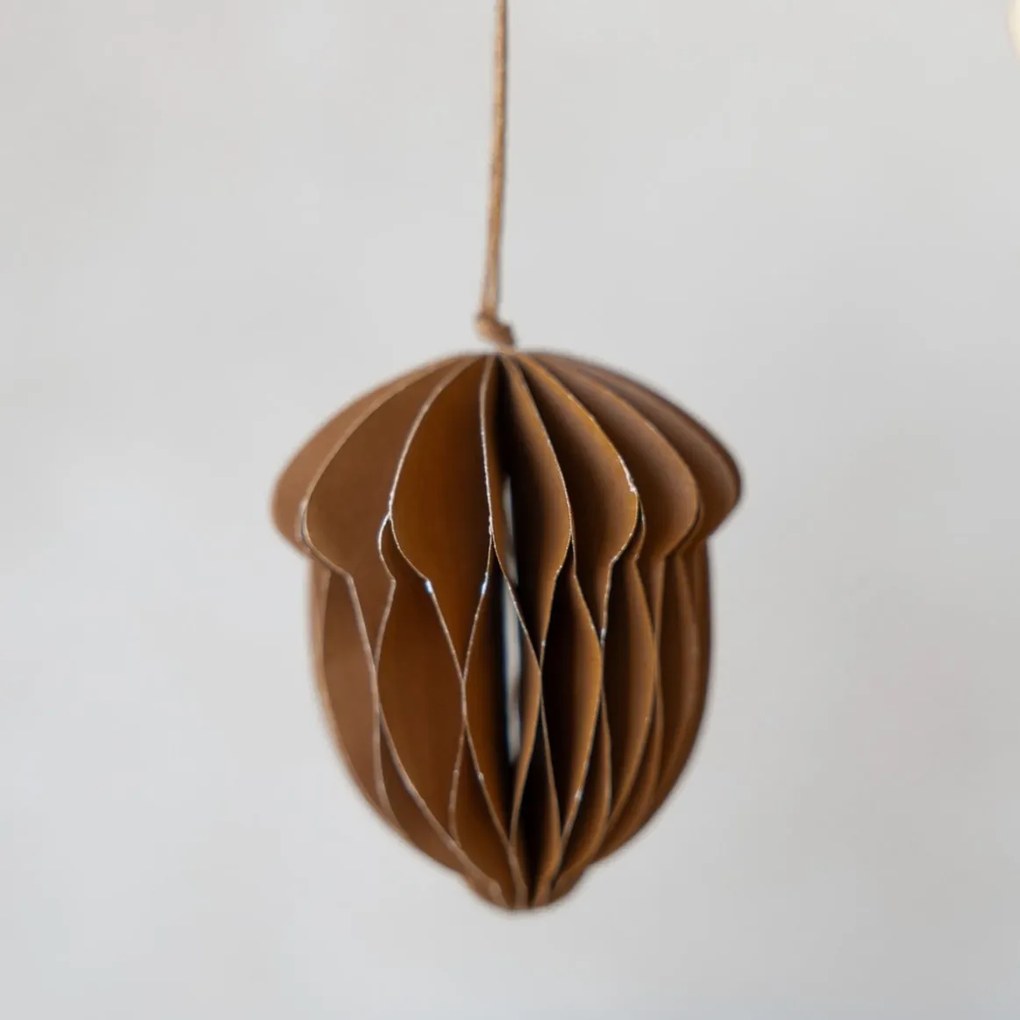 Storefactory Jesenná dekorácia Ekholmen Dark Brown 8 cm