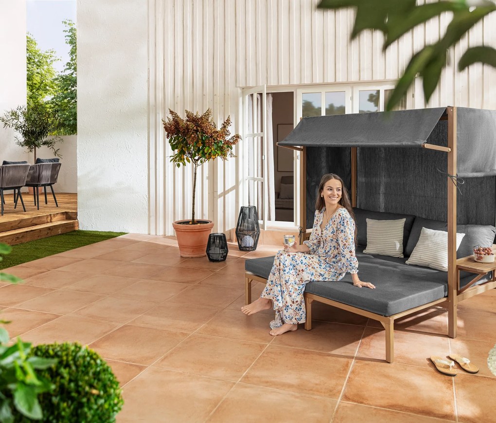 Jedálenské kreslo s textilným výpletom