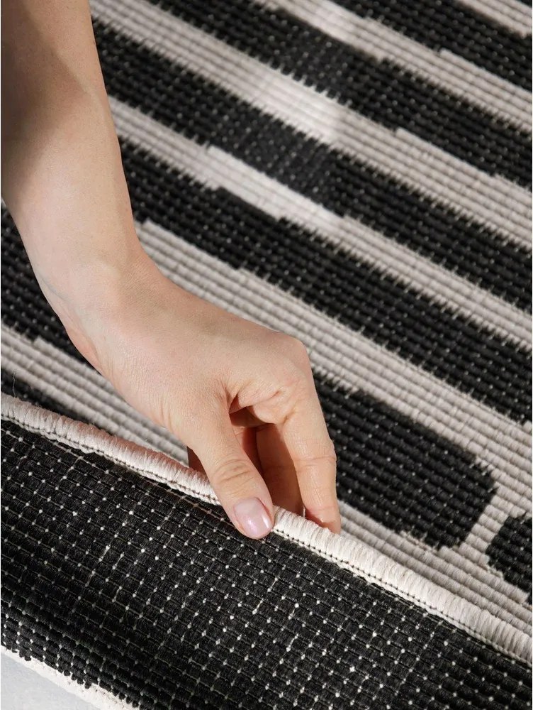 Čierny/krémovobiely okrúhly vnútorný a vonkajší koberec ø 200 cm Haringey Bounds – Ted Baker