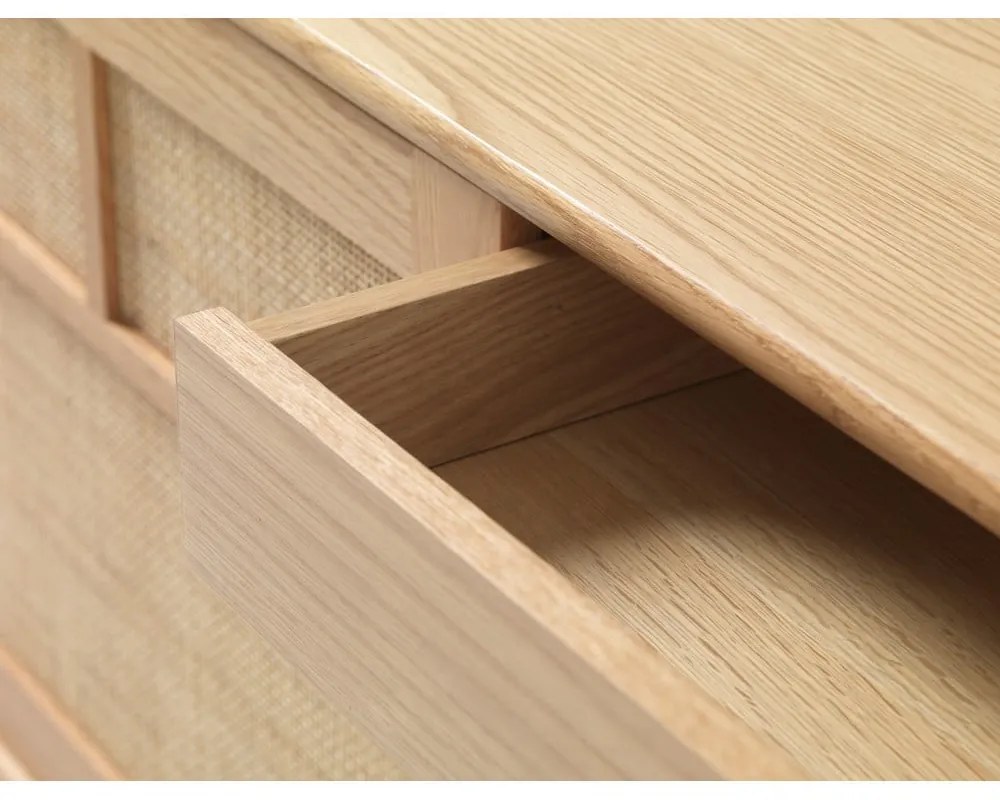 Nízka komoda v dekore duba s posuvnými dverami v prírodnej farbe 180x80 cm Barrali – Unique Furniture