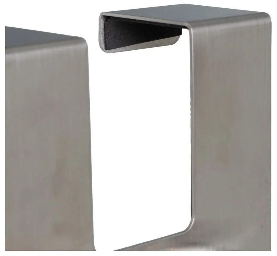 Kovový vešiak na dvere v matne striebornej farbe 13 cm – Casa Selección