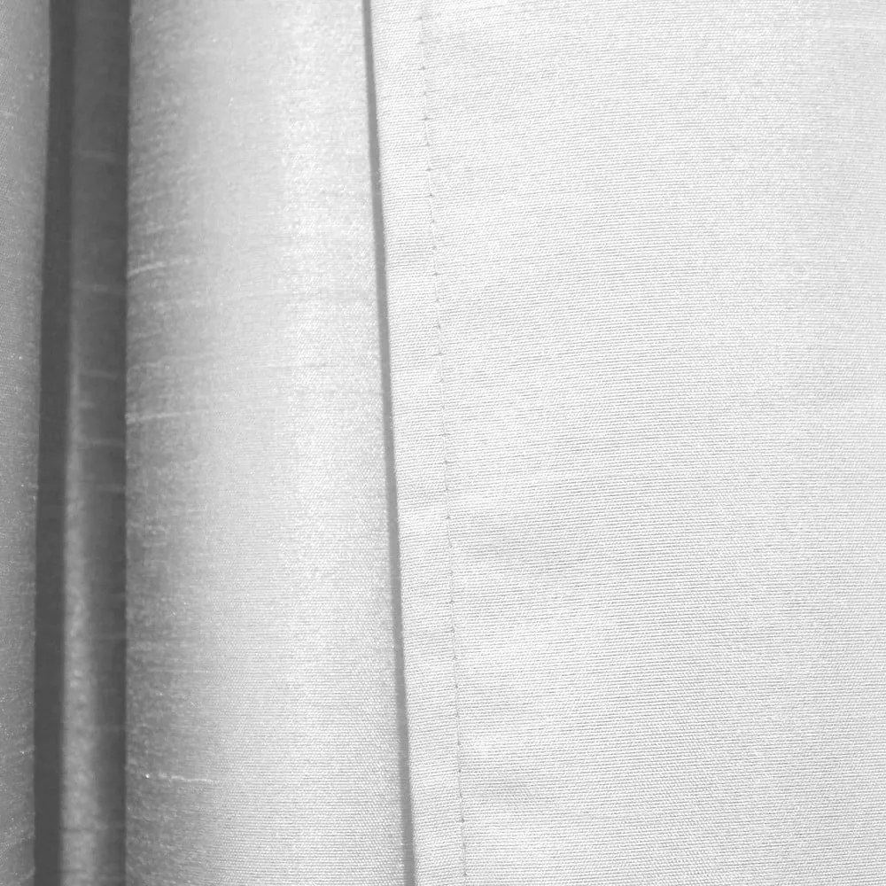 Biely saténový záves 140x240 cm Shana – douceur d'intérieur