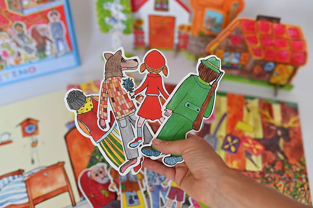 MARIONETINO Bábkové divadlo – Červená Čiapočka a Janko a Marienka (kompletný set, 9 bábok)