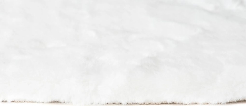 Kusový koberec RABBIT FUR - imitácia králičej kožušiny - biely