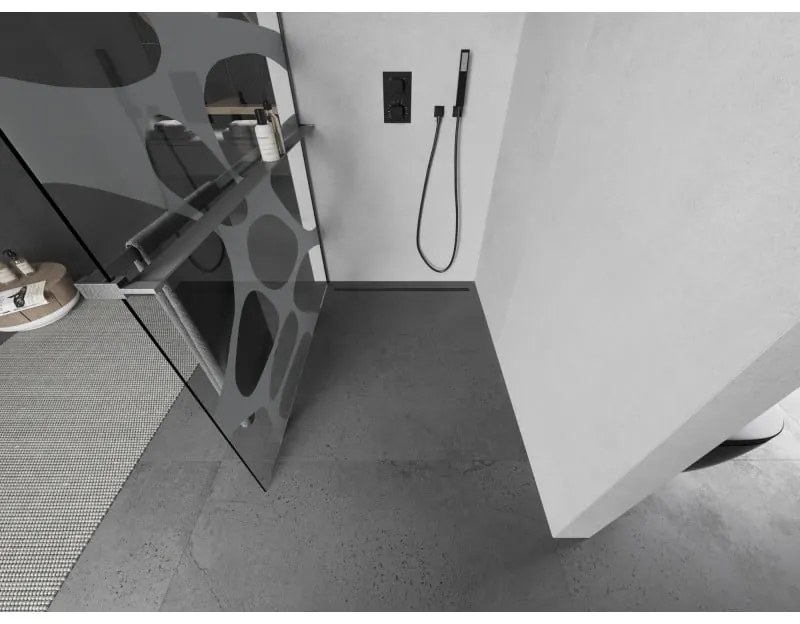 Mexen Kioto+, sprchová zástena Walk-In s poličkou a vešiakom 140 x 200 cm, 8mm číre sklo biely vzor, grafitový profil, 800-140-121-66-97