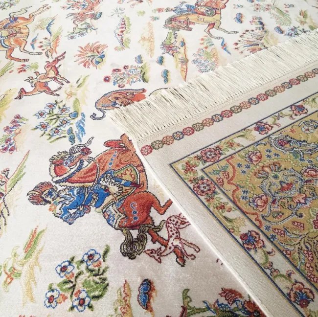 Koberec Exkluzívny Qum Silk 10 krémový