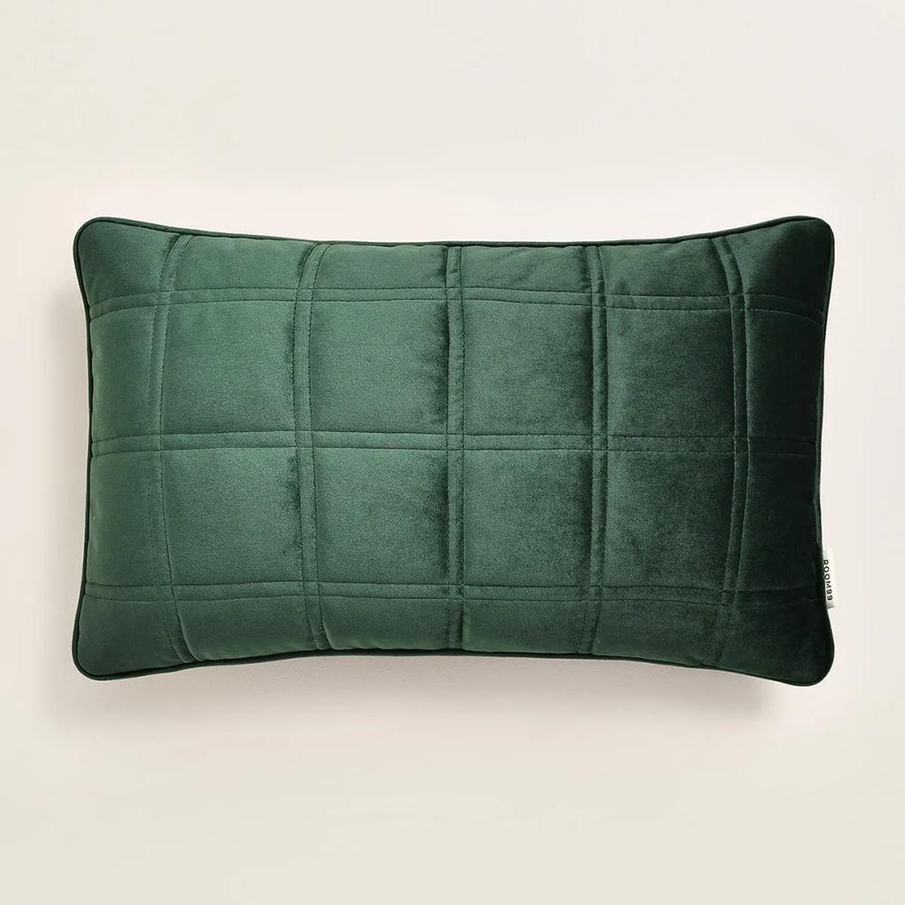 Room99 Dekoračná obliečka na vankúš Colette Velvet Prešívaná Kocky Farba: Zelená, Veľkosť: 50 x 50 cm
