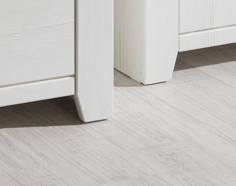 Vysoká vitrína Cruz, bielená pínia/šedý dub