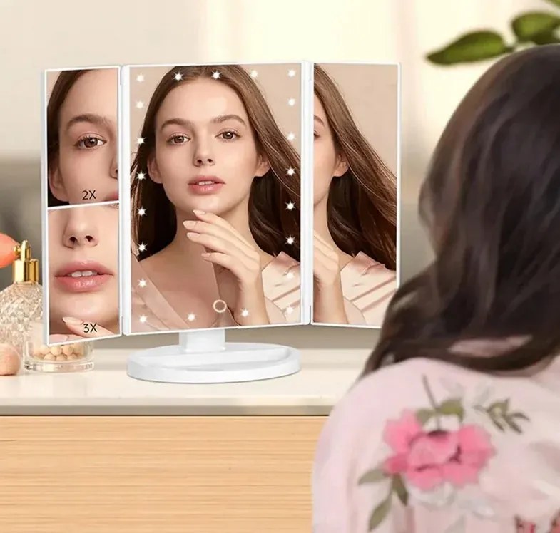 VERK Zrkadlo trojpanelové s LED Dot osvetlením - biele