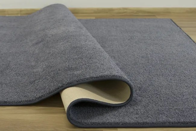 Metrážny koberec Princess 80 antracitový