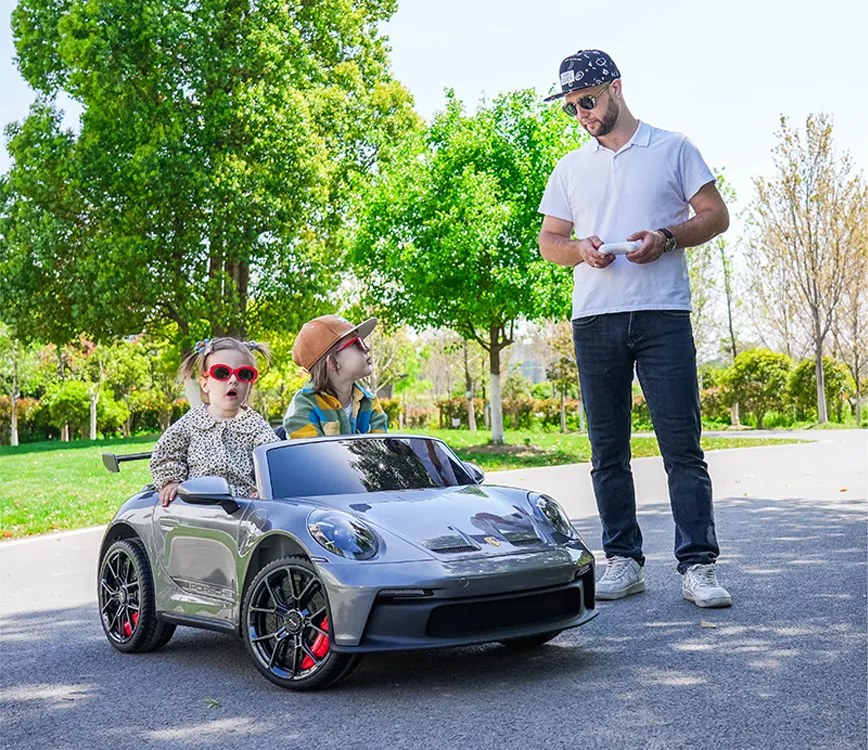 Auto na batériový pohon, lakované, DVOJMIESTNE, licencované Porsche 911GT3