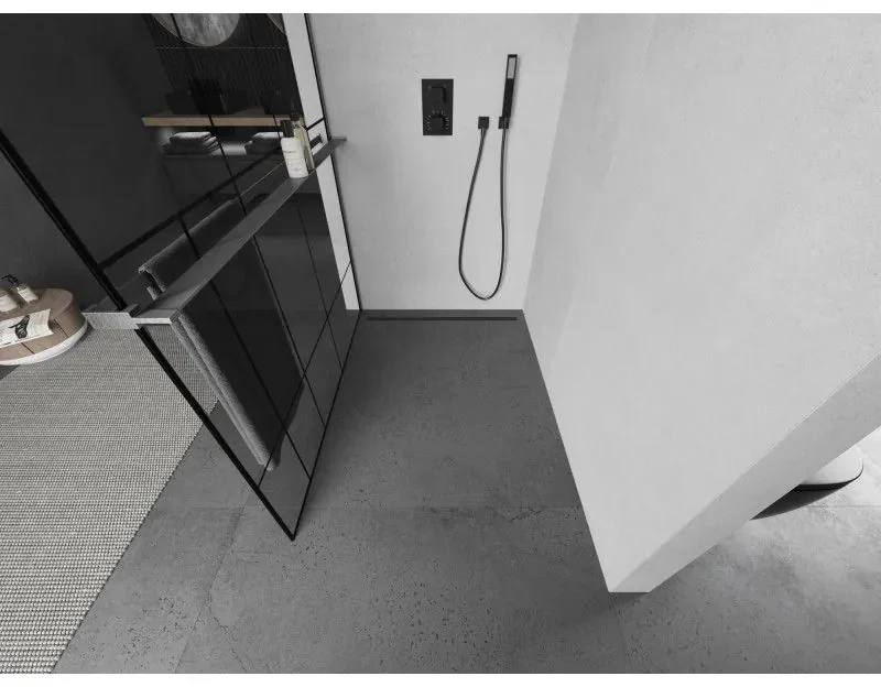 Mexen Kioto+ L, sprchová zástena Walk-In s poličkou a vešiakom 120 x 200 cm, 8mm číre sklo čierny vzor, grafitový profil, 800-120-123-66-78