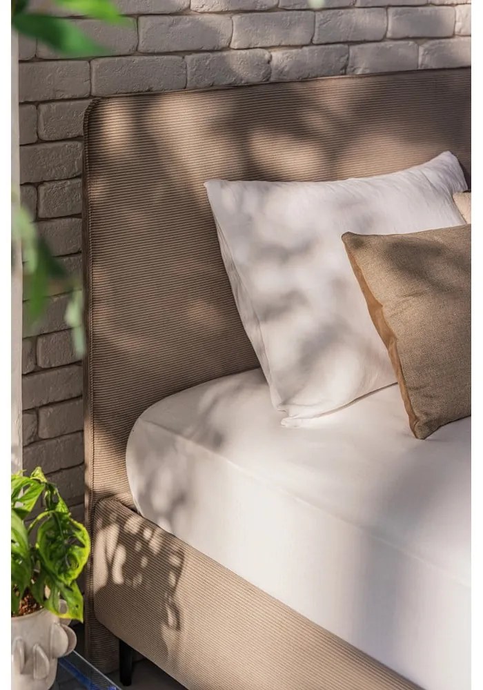 Čalúnená dvojlôžková posteľ taupe s matracom/s roštom 180x200 cm Noira Slim – Bonami Selection