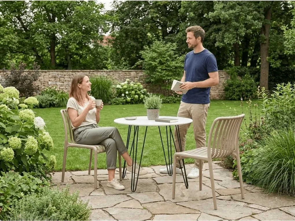 Plastová stolička TREGO, béžová