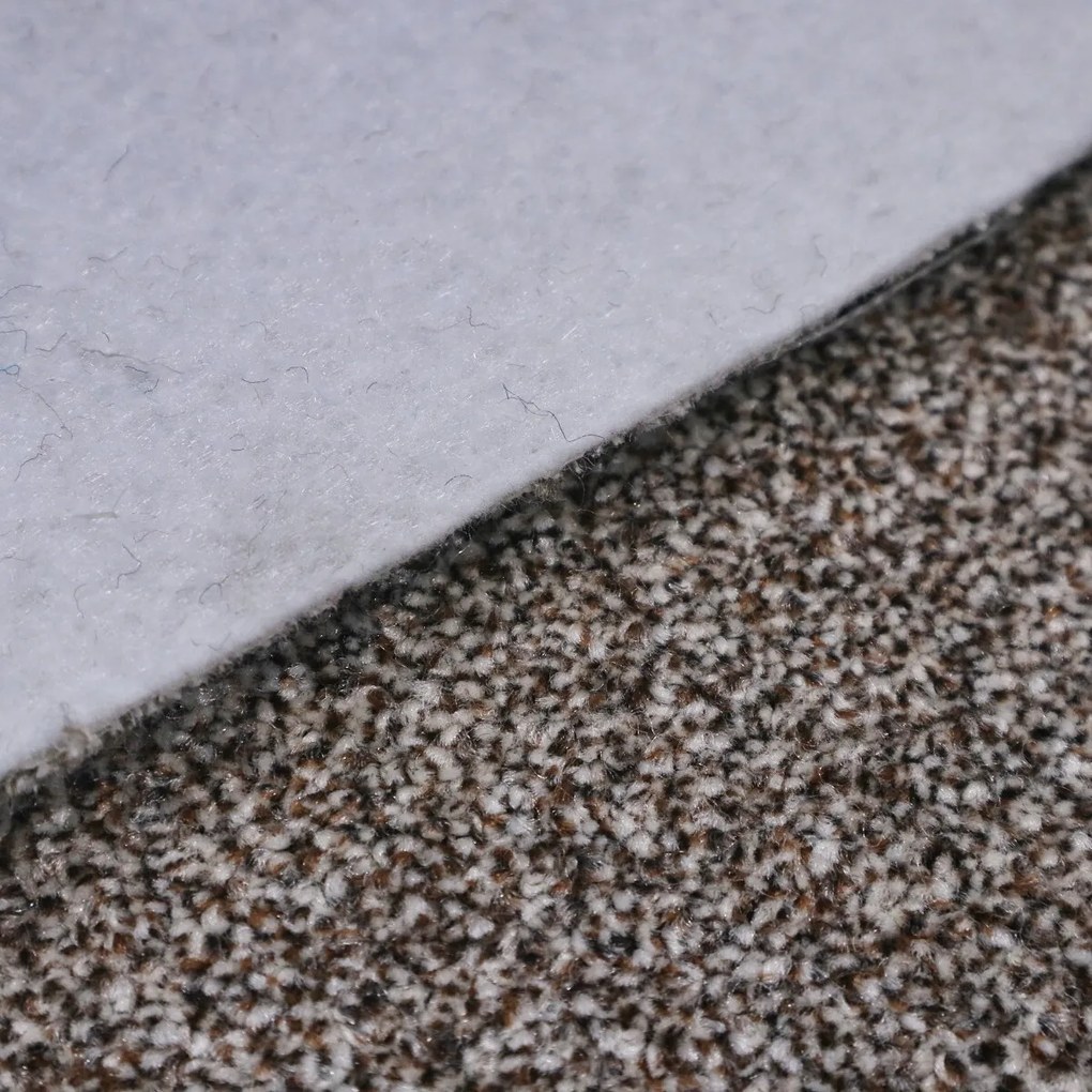 Betap, Koberec metráž Dalesman 68, na mieru, šíře 4m,5m, hnedá, filc, detská izba