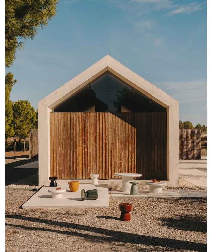 Keramický okrúhly záhradný odkladací stolík ø 36 cm Mesquida – Kave Home