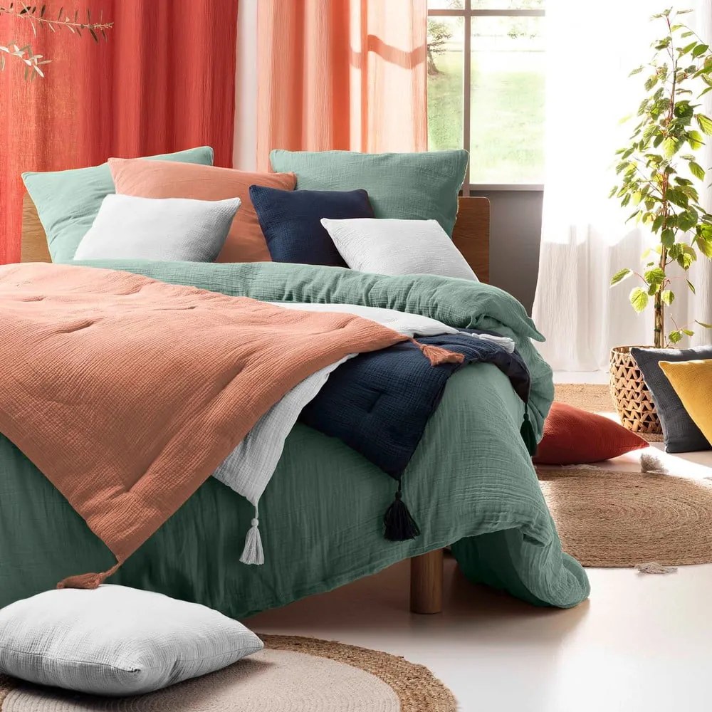 Svetlozelené predĺžené mušelínové obliečky na dvojlôžko 240x260 cm Angelia – douceur d'intérieur