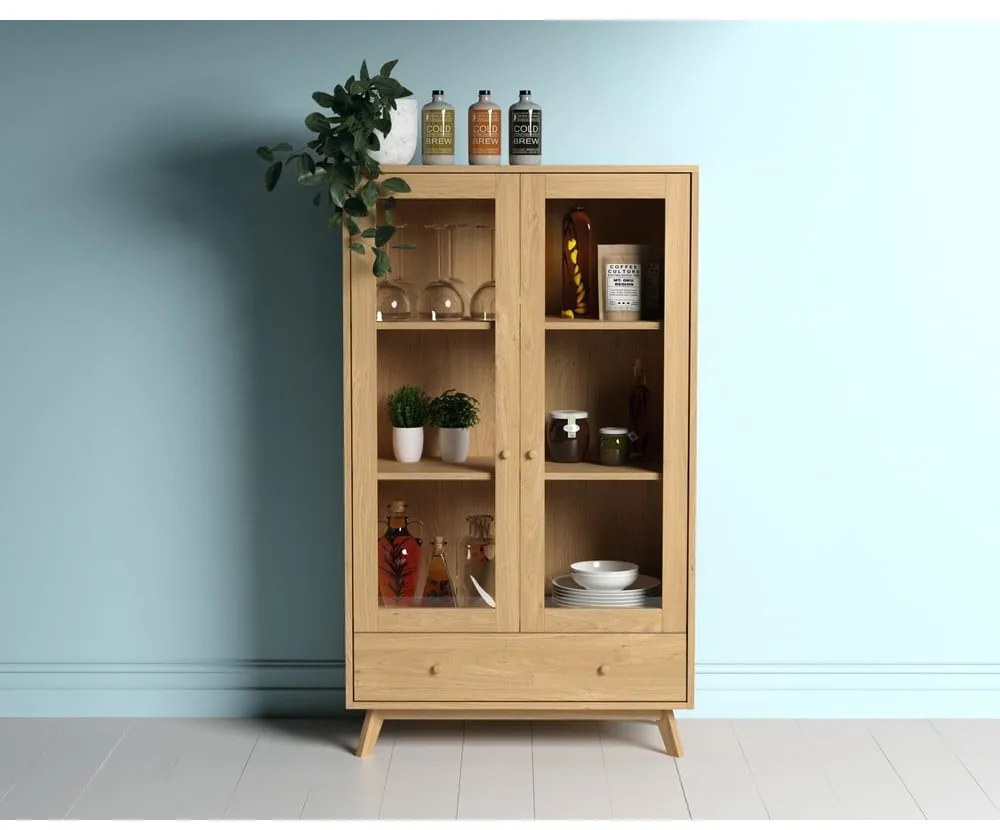 Vitrína v dekore duba v prírodnej farbe 100x170 cm Kensal – Woodman