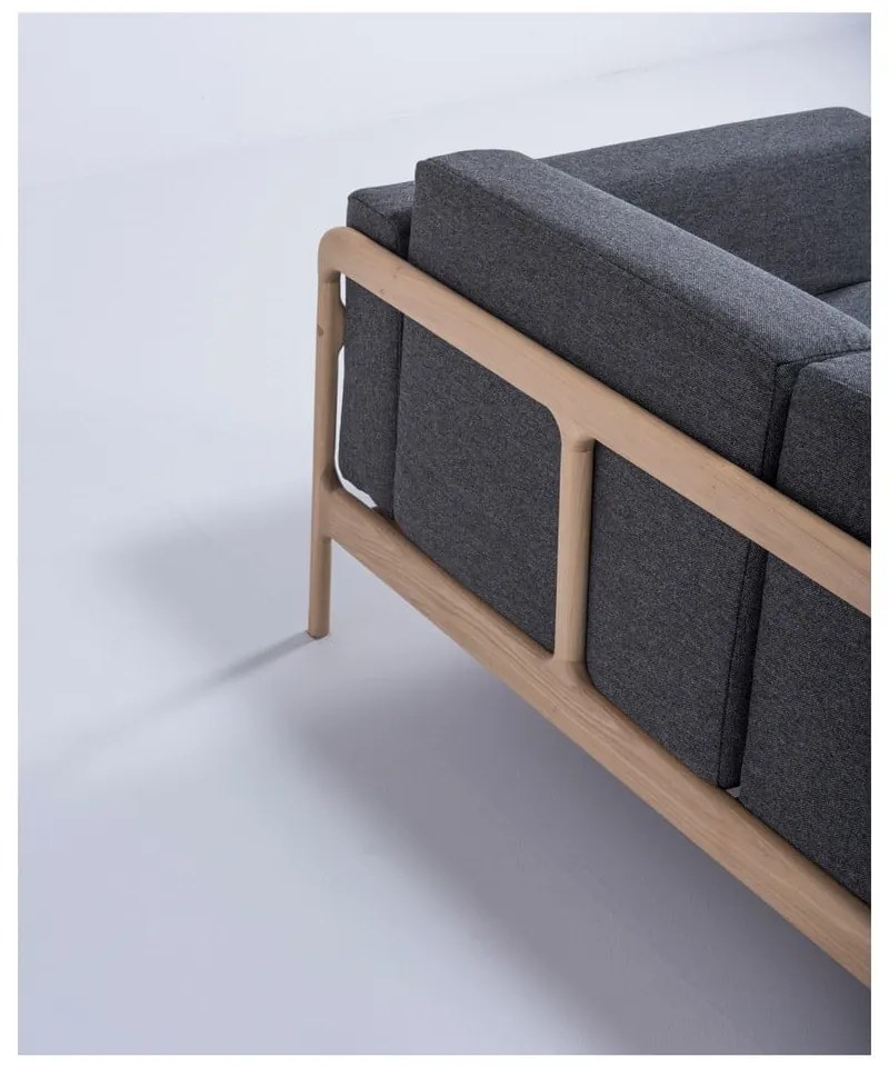 Tmavosivá pohovka s konštrukciou z dubového dreva Gazzda Fawn, 180 cm