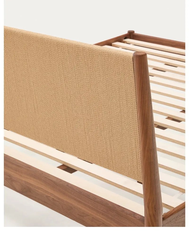 Tmavohnedá dvojlôžková posteľ s roštom 160x200 cm Elan – Kave Home