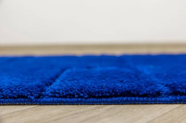 Kúpeľňový koberček Inez modrý, geometrický