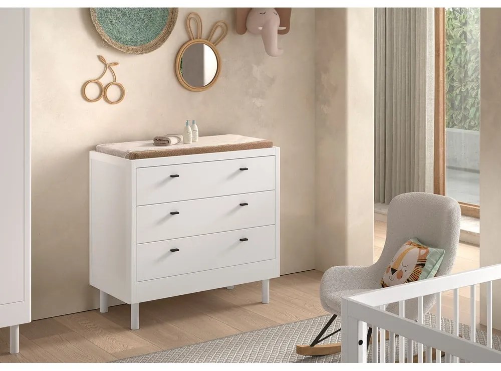 Biela detská komoda z bukového dreva 100x95x55 cm Forrest – Vipack