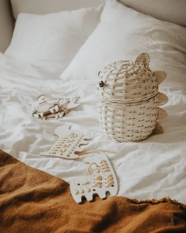 Montessori drevená prepletacia hračka - pes