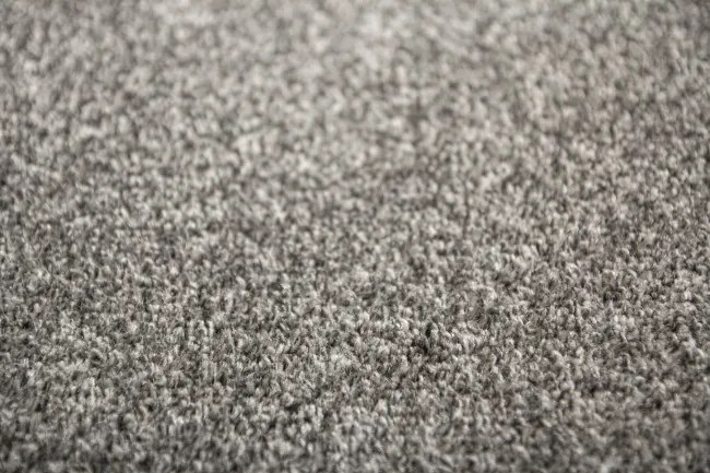 Metrážny koberec Liberty New 73 sivý