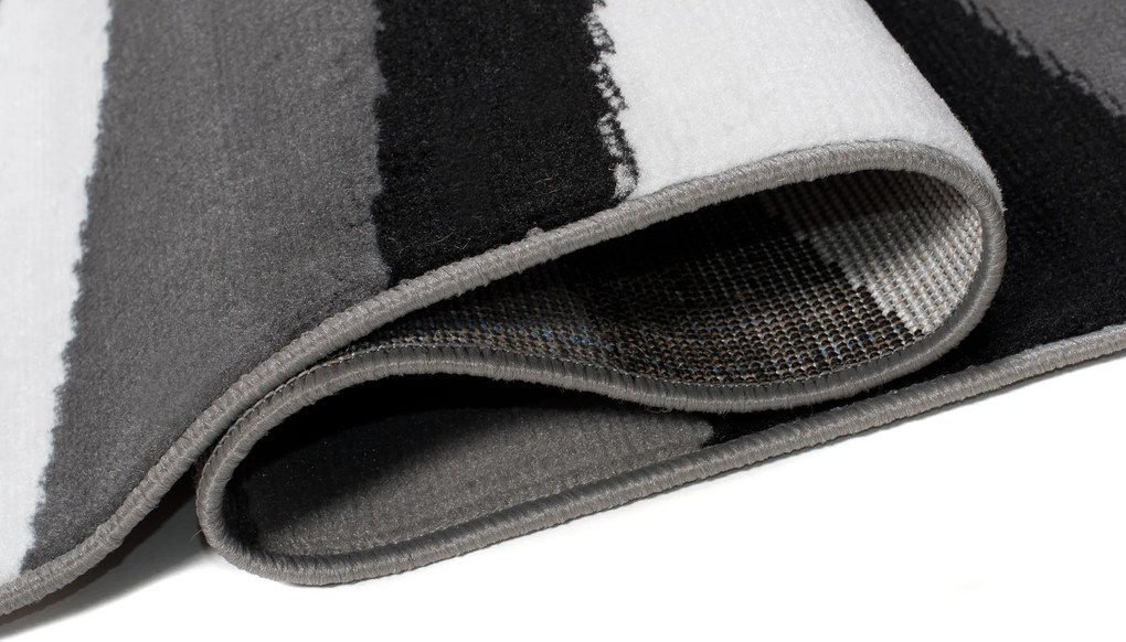 TA Koberec Z895A BLACK MAYA PP EYM Rozmer: 160x220 cm