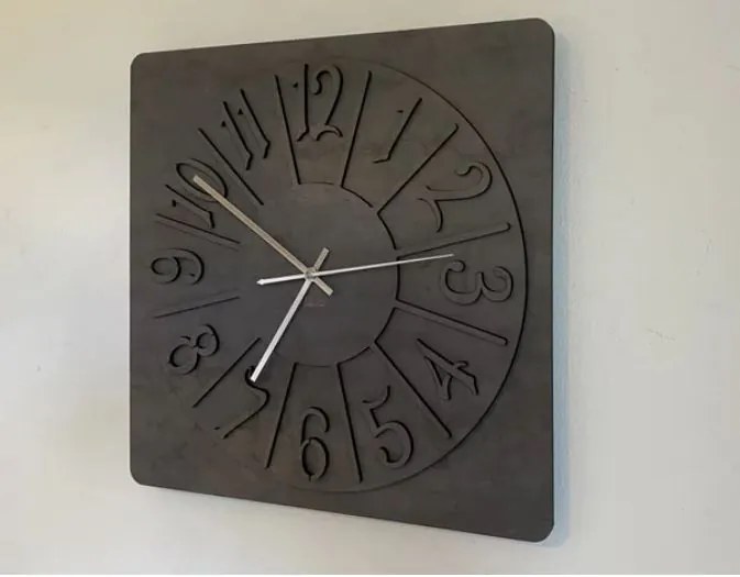 Drevené štvorcové hodiny Decor