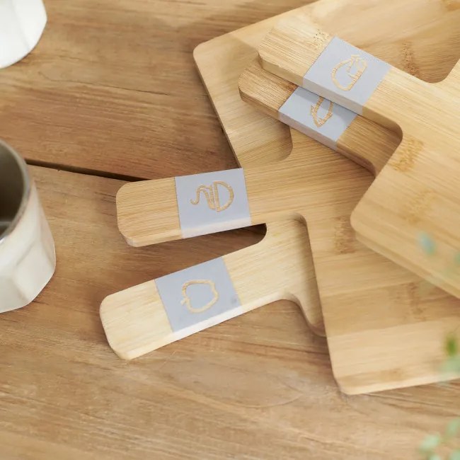 Sada štyroch dosiek na krájanie BAMBOU so sivou rúčkou SS22 812960 (4ks)