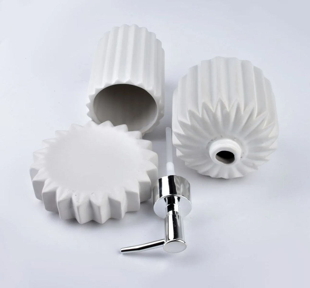 Sada kúpeľňových doplnkov Ferra, biela/s chrómovými prvkami