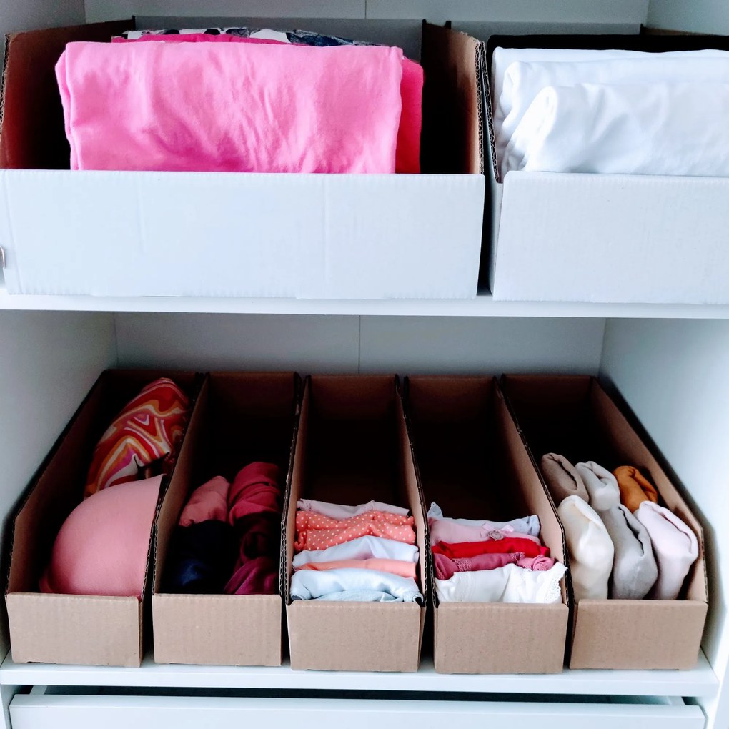 Úložné boxy na oblečenie, organizéry do skrine EKO KARTON 10x40 cm