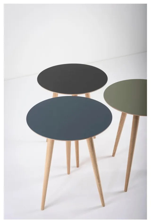Odkladací stolík z dubového dreva s čiernou doskou Gazzda Arp, ⌀ 45 cm