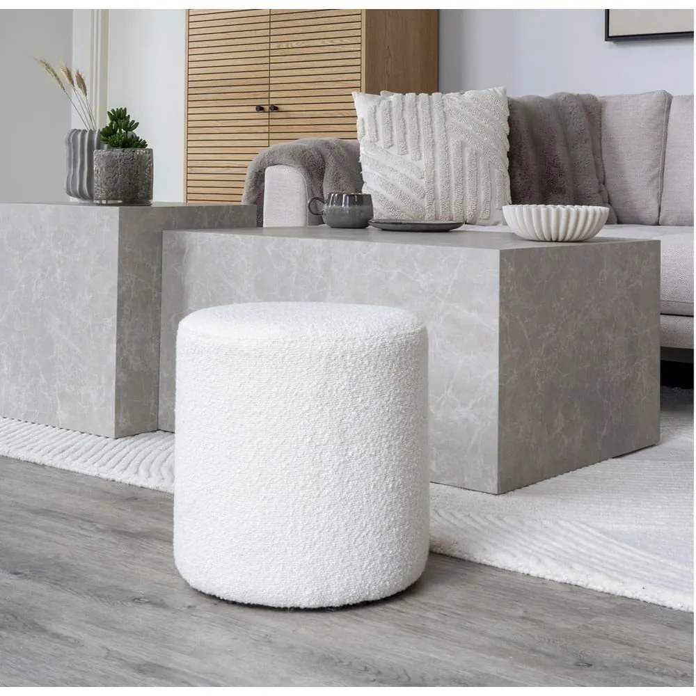 Biely taburet z textílie buklé Ejby – House Nordic