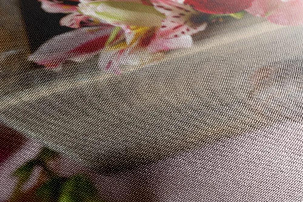 Obraz kompozícia jarných kvetov v drevenom šuplíku Varianta: 90x60
