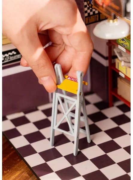 RoboTime - Miniatúra domčeka Garáž 2xAAA