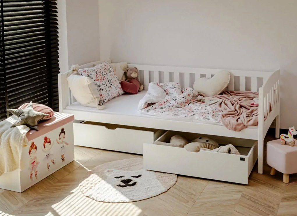 Detská posteľ z masívu borovice so šuplíkmi GANDALF - 200x90 cm - BIELA