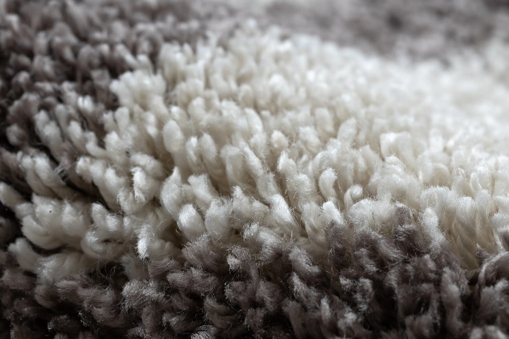 Behúň BERBER TROIK, krémový, strapce