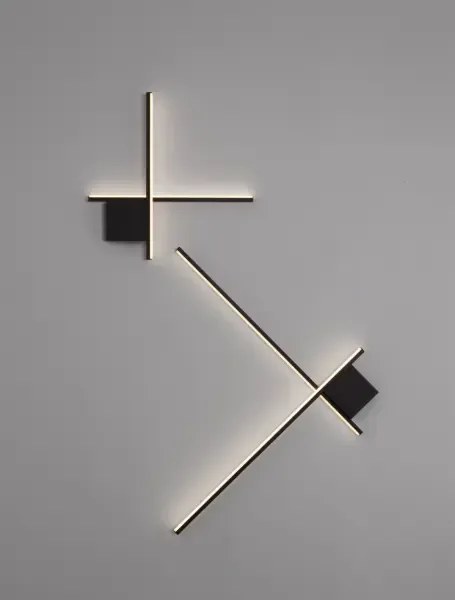Dizajnové nástenné svietidlo Cross 50 čierna
