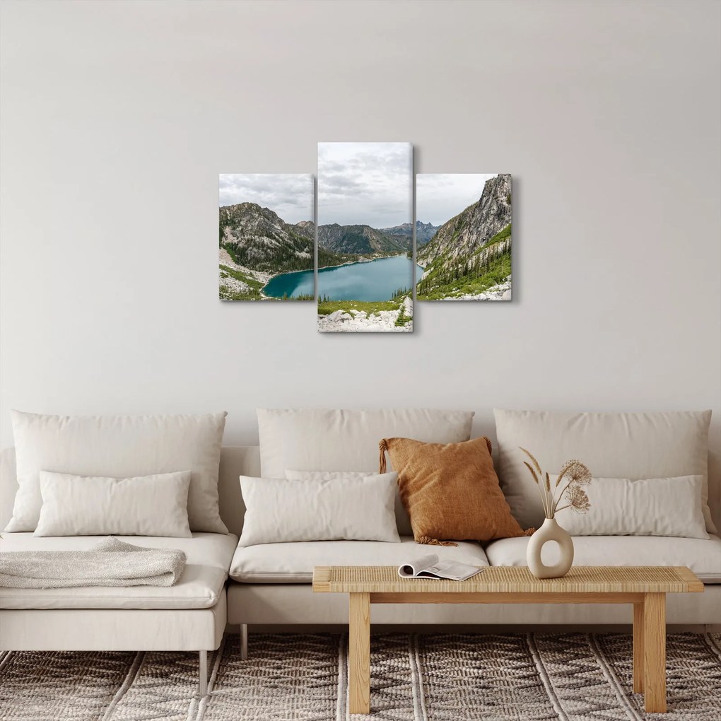 Obraz jazera v horách (90x60 cm)