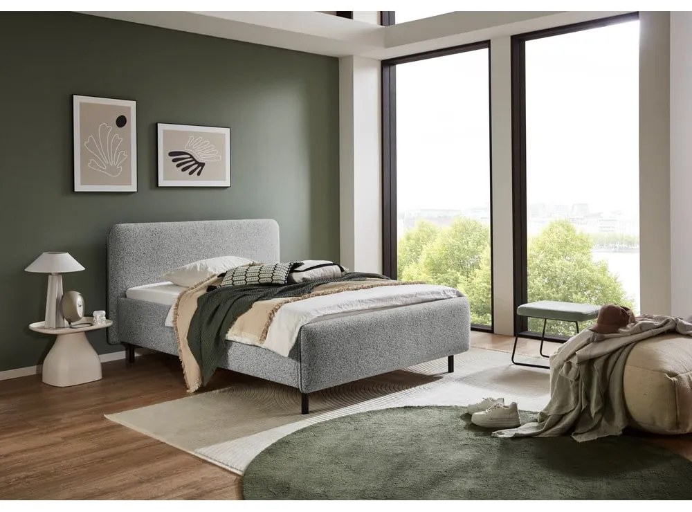 Svetlosivá čalúnená dvojlôžková posteľ s úložným priestorom s roštom 140x200 cm Primo – Meise Möbel