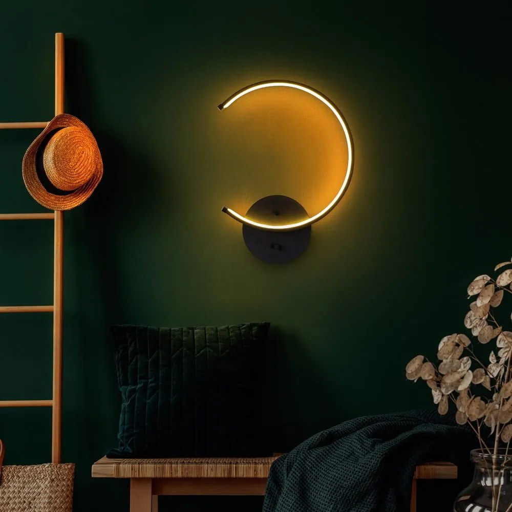 Čierne LED nástenné svietidlo ø 10 cm Moon – Opviq lights