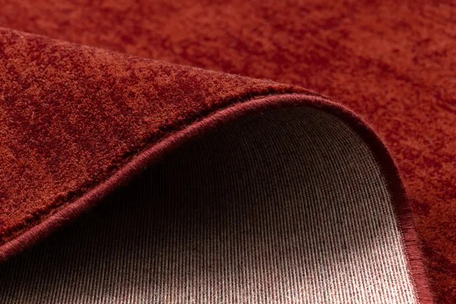 Koberec OMEGA DUKE červený / čierny