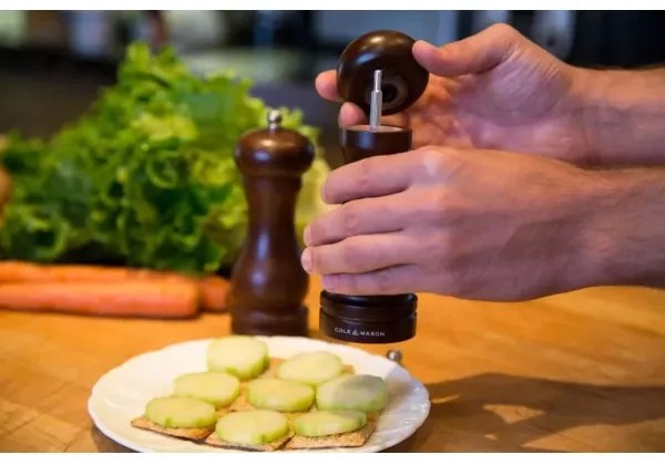 Cole&Mason - Mlynček na korenie CAPSTAN FOREST buk 16,5 cm